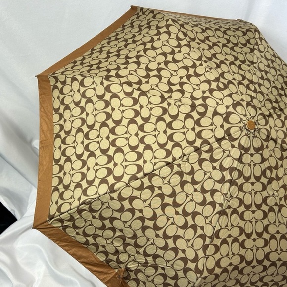 Brand new Coach monogram umbrella - Picture 2 of 10